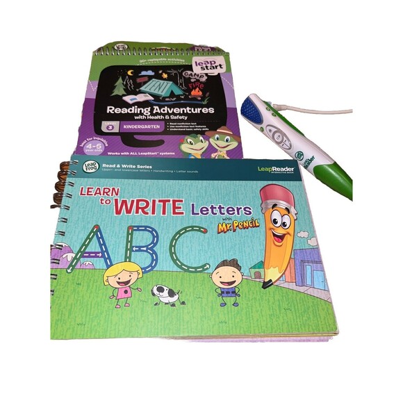 LeapFrog Leap Tag Reader Green Stylus Pen 21301 Lot w/ Books Reading Adventure + - Picture 1 of 9